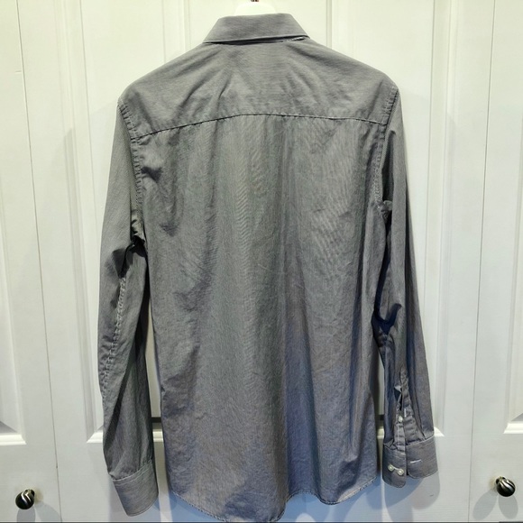 💚3 /$35, H&M Striped Dress Shirt, GUC - Picture 2 of 9